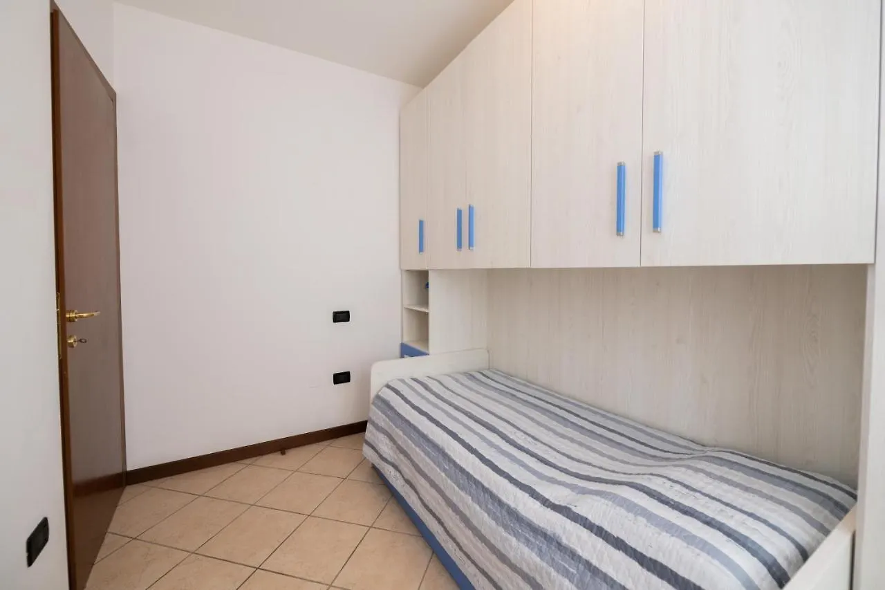 Apartment Appartamento I Due Giardini Montinelle Italy