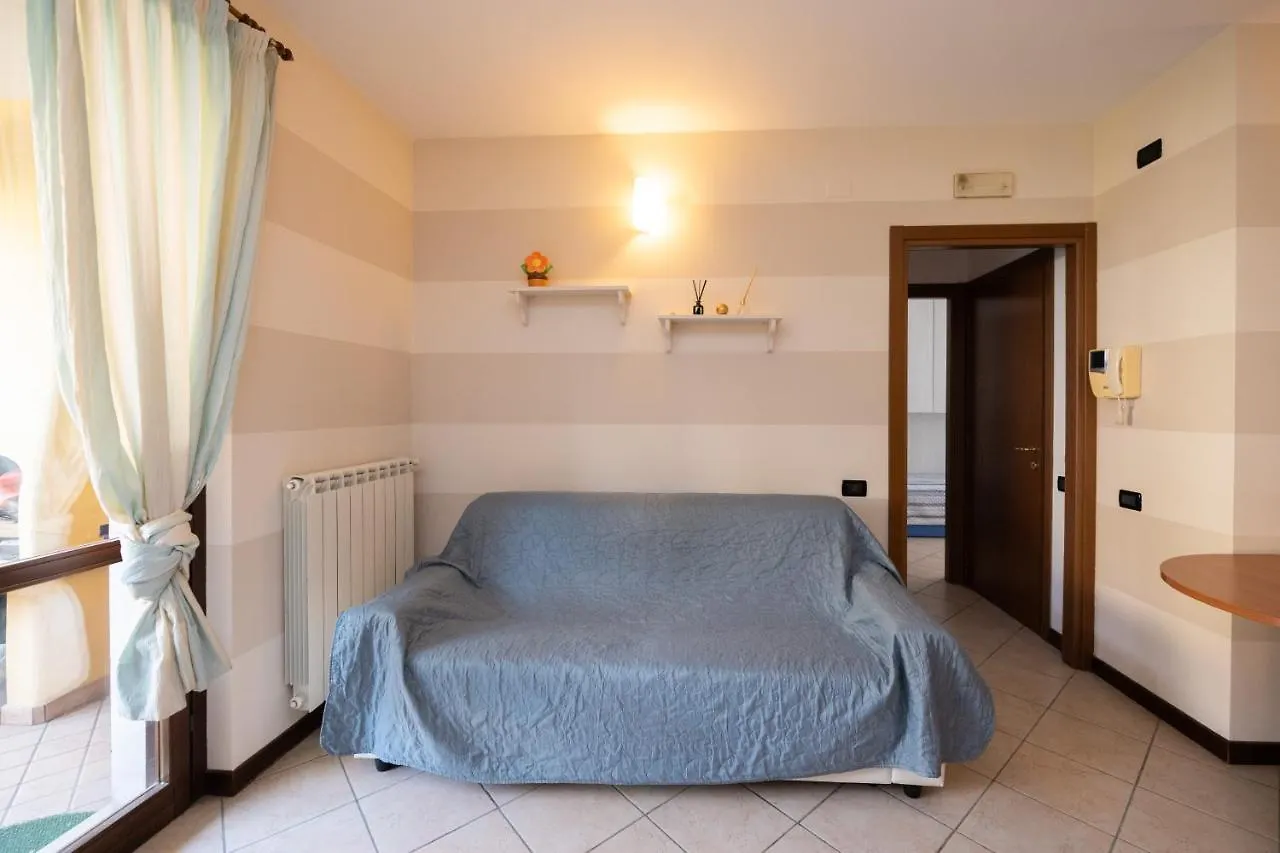 Apartment Appartamento I Due Giardini Montinelle